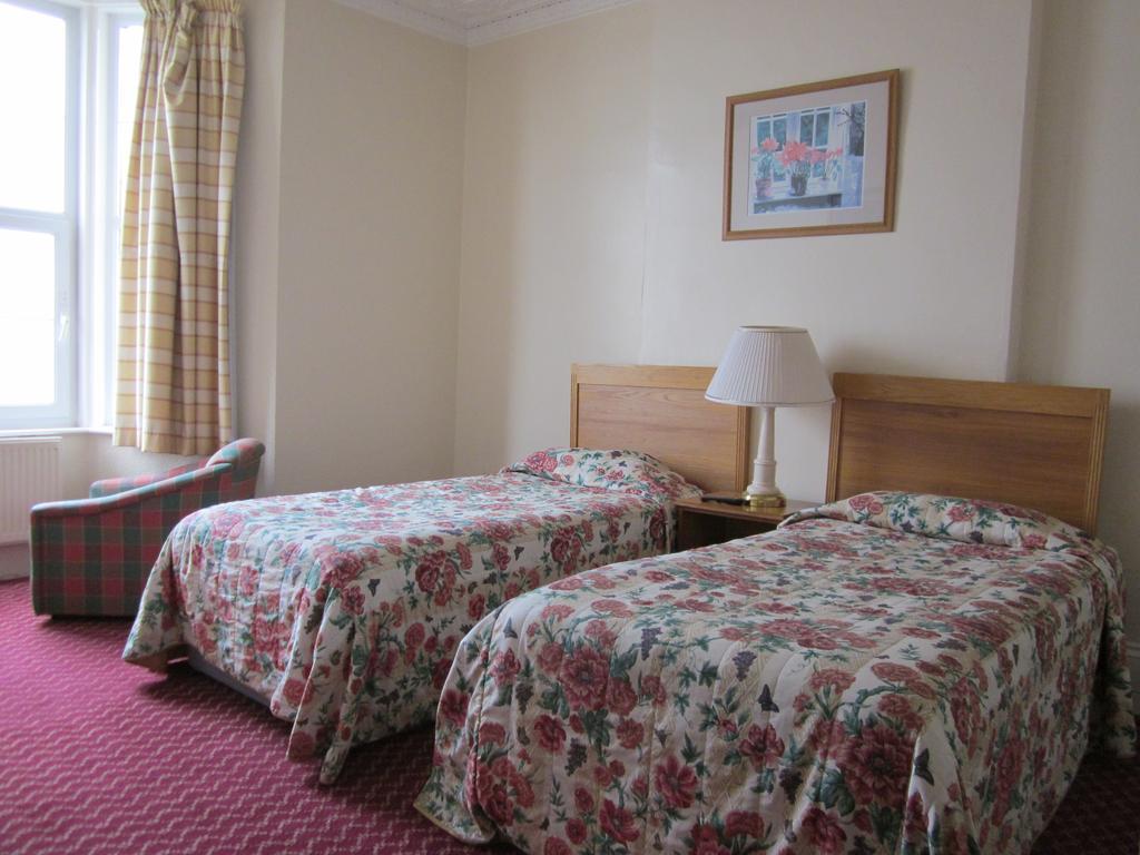 The Highcliffe Hotel Clevedon Szoba fotó