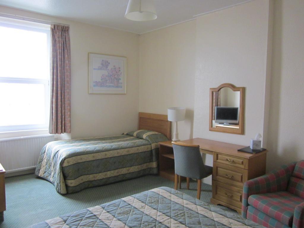 The Highcliffe Hotel Clevedon Szoba fotó
